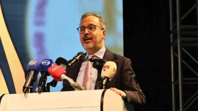Önceki dönem Gençlik ve Spor Bakanı ve AK Parti İzmir