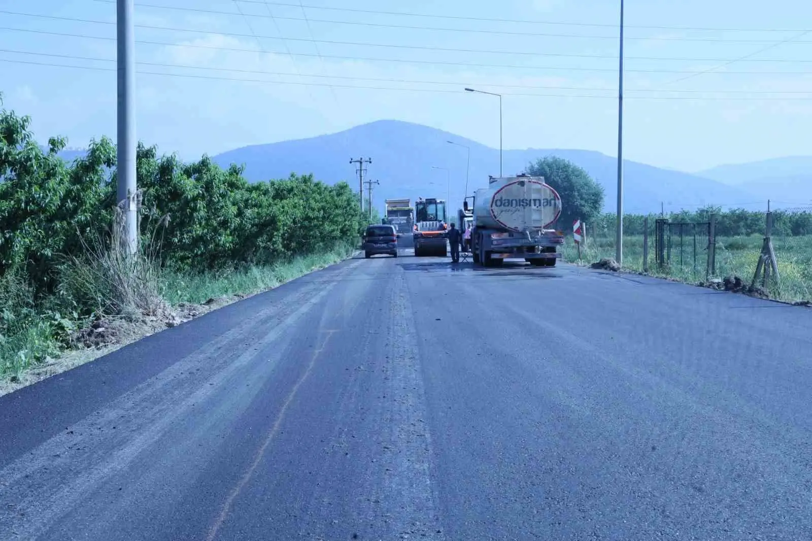 Bursa Büyükşehir Belediyesi, ulaşım altyapısını güçlendirmeye yönelik yatırımlarını 17 ilçede