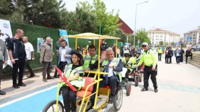 Nilüfer Belediyesi, çocuklara erken yaşta trafik bilinci kazandırmak amacıyla Kızılcıklı