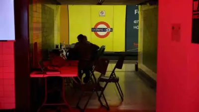 İngiltere Savunma Bakanlığı, başkent Londra’da kullanılmayan bir metro istasyonunun ABD,