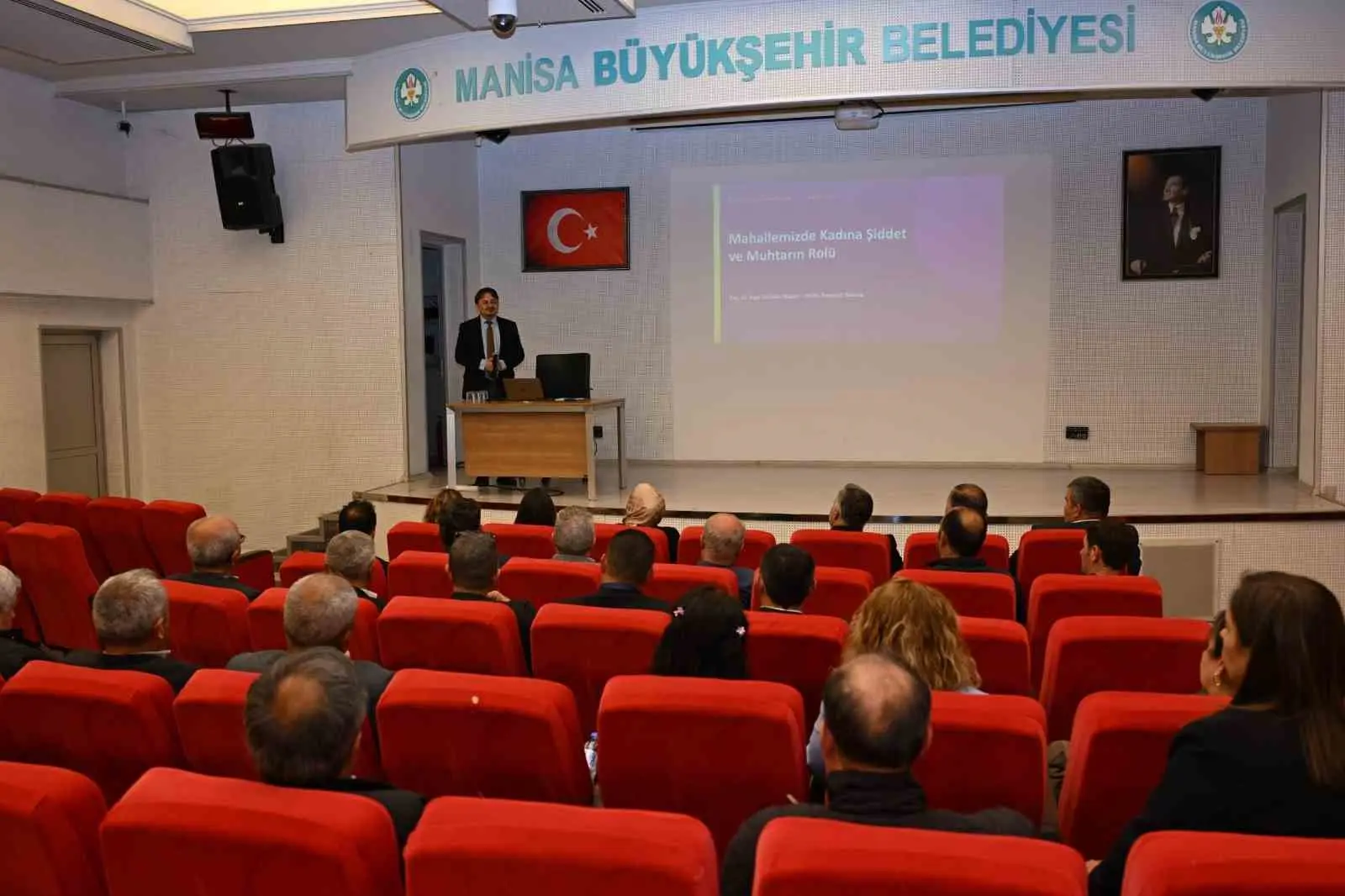 Manisa’da mahalle muhtarlarının daha etkin ve profesyonel hizmet sunabilmesi amacıyla