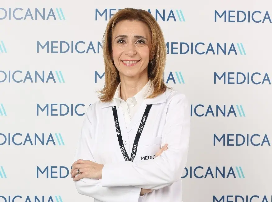 Yanlış ve bilinçsiz kozmetik ürün kullanmanın ve makyajda hijyene dikkat
