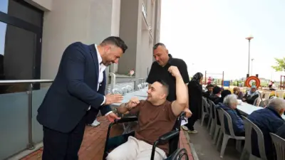 Osmangazi Belediyesi, “Engelsiz Üretim ve Montaj Atölyesi” ile engelli bireylerin