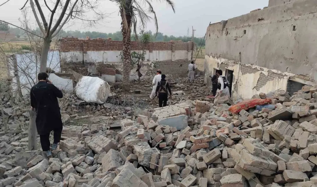 Pakistan’ın Khyber Pakhtunkhwa eyaletindeki karakola düzenlenen bombalı ve silahlı saldırıda