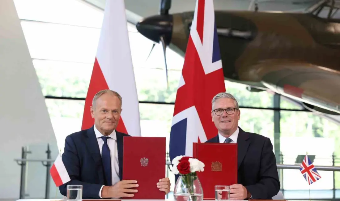 Polonya Başbakanı Donald Tusk ve İngiltere Başbakanı Keir Starmer, iki