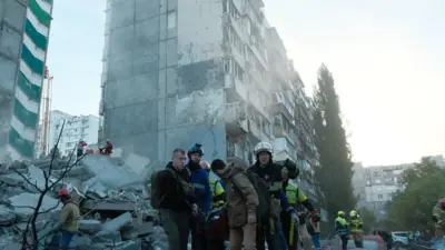Ukrayna Devlet Başkanı Vladimir Zelenskiy, Rusya’nın Ukrayna’ya gece boyunca 56
