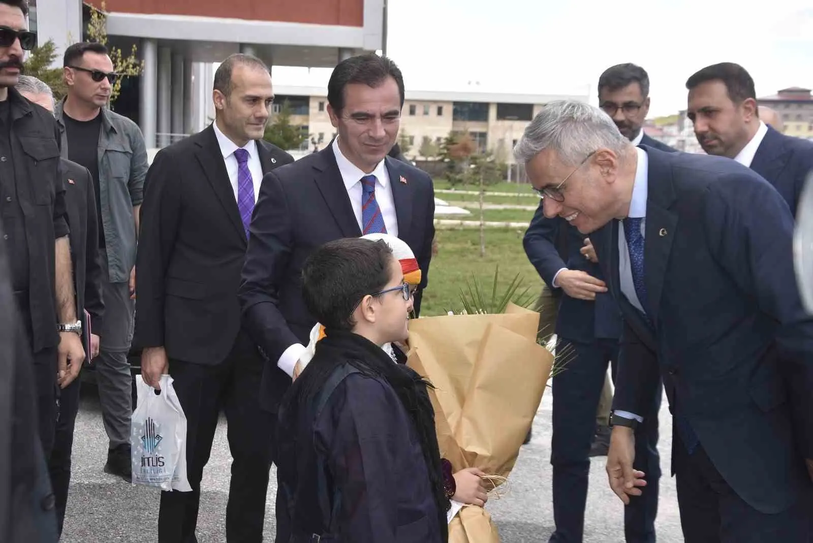 Sağlık Bakanı Prof. Dr. Kemal Memişoğlu, Bitlis’te bugün bin 65