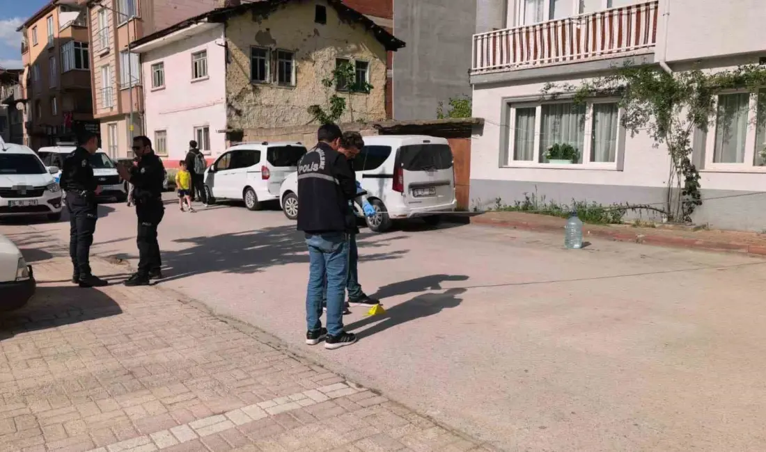 Bursa’nın İnegöl ilçesinde meydana gelen kavgada bir kişiyi silahla ateş
