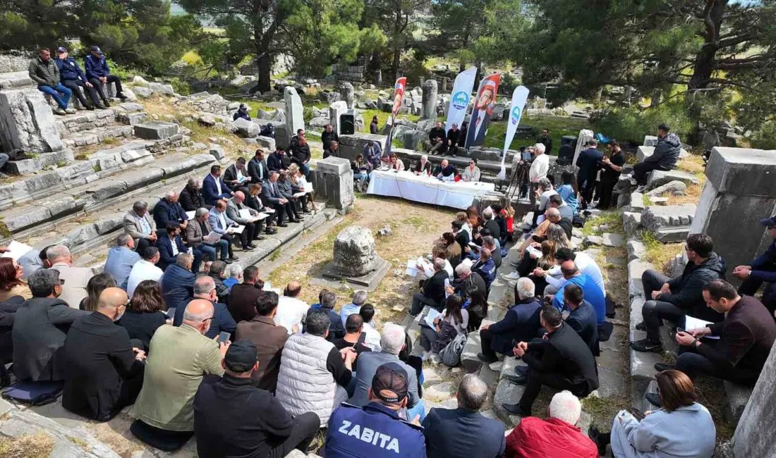 Aydın’ın Söke ilçesine bağlı Güllübahçe Mahallesi’nde yer alan Priene Antik