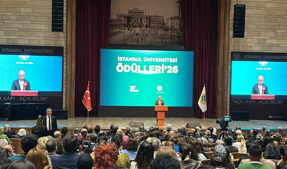 Türkiye Büyük Millet Meclisi (TBMM) Başkanı Numan Kurtulmuş’a, İstanbul Üniversitesi’nde