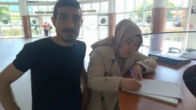 Bursa’nın İnegöl ilçesinde şehirlerarası otobüs terminalinde unutulan çantadan yaklaşık yarım
