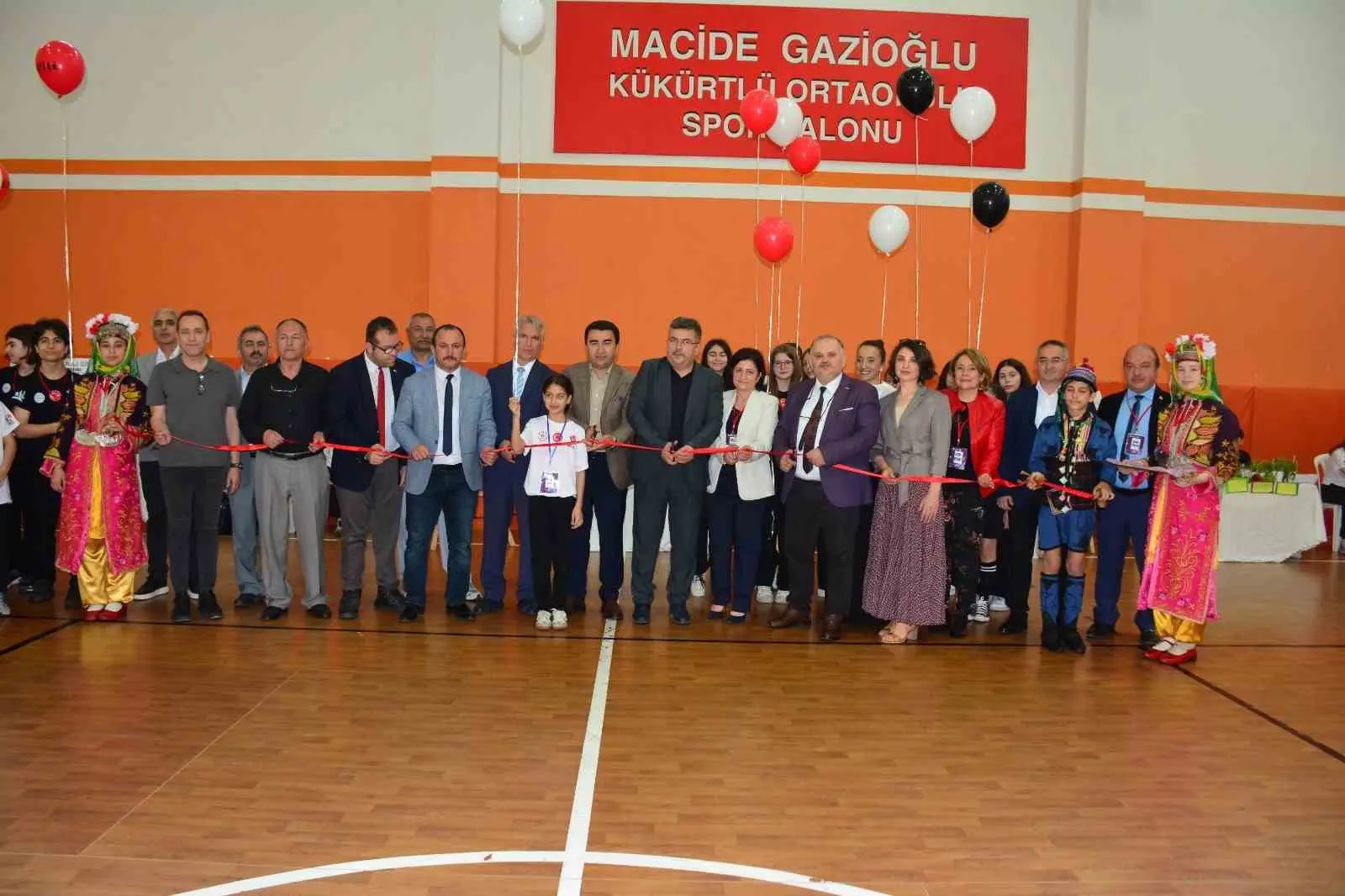 Bursa’da Macide Gazioğlu Kükürtlü Ortaokulu tarafından Teknoloji ve Tasarım öğretmeni