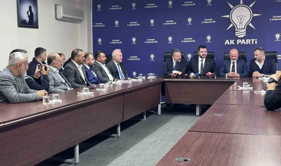 Kayseri’nin Kocasinan ilçesinde Yeniden Refah Partisi’nden istifa eden 4 Belediyesi