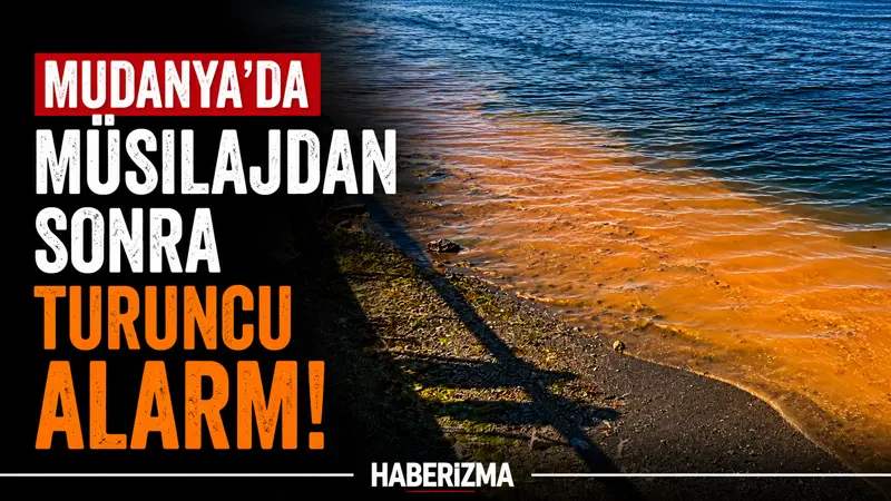 Bursa’nın Mudanya sahilinde son günlerde deniz yüzeyinde oluşan turuncu-kahverengi tabaka