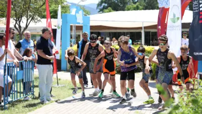 Sporun ve gençlerin gelişimine yönelik yatırımlarını sürdüren Osmangazi Belediyesi’nin ev