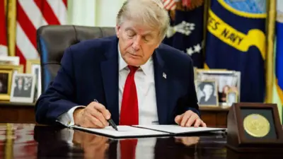 ABD’de Yüksek Mahkeme, Başkan Donald Trump’ın doğumla vatandaşlığı sınırlayan başkanlık