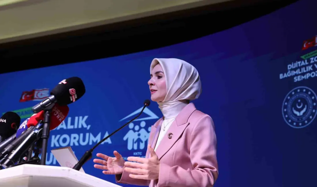 Aile ve Sosyal Hizmetler Bakanı Mahinur Özdemir Göktaş, dijital risklerle