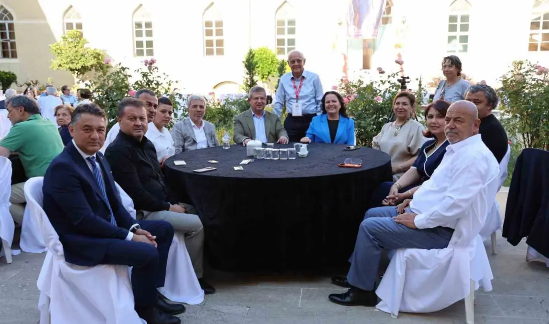 AK Parti Denizli İl Başkanı Muhammet Subaşıoğlu, Kocamektepliler Vakfı tarafından