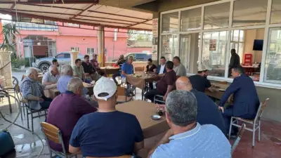 AK Parti Denizli İl Başkanı Muhammet Subaşıoğlu, Sarayköy ilçesinde çiftçilerin