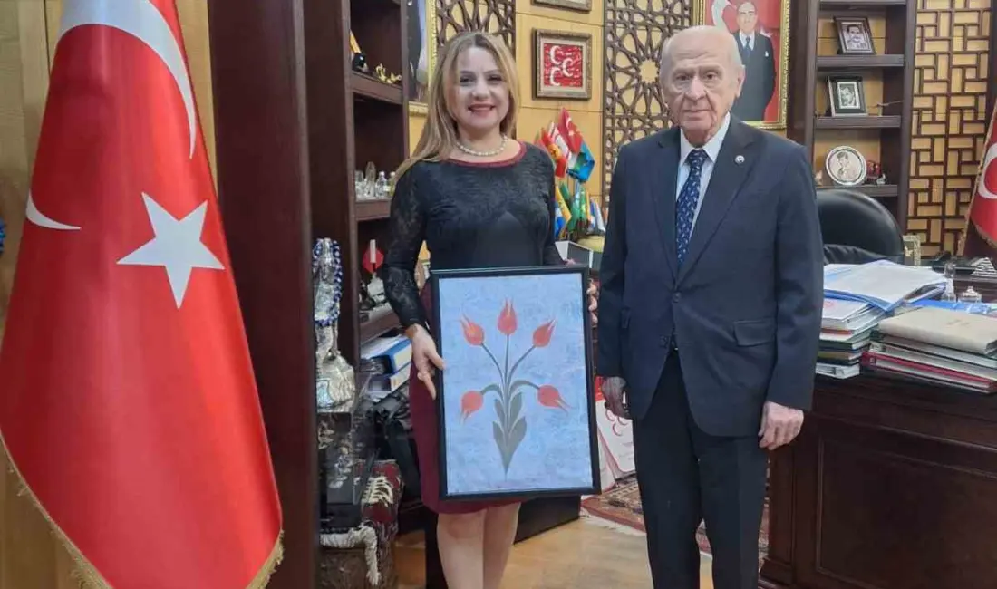 Ege Üniversitesi İletişim Fakültesi Dekanı Prof. Dr. Bilgehan Gültekin ve