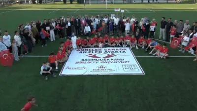 Bursa’da Aile Meclisi Derneği (AİLEMDER) tarafından “Spora evet, uyuşturucuya hayır”