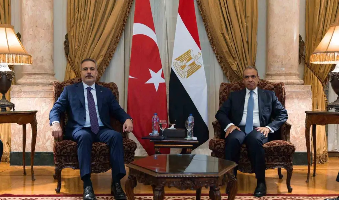 Dışişleri Bakanı Hakan Fidan, Kahire ziyareti kapsamında Mısır Dışişleri Bakanı