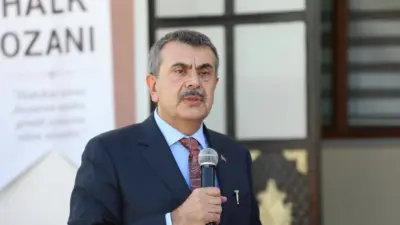 Milli Eğitim Bakanı Yusuf Tekin, Erzincan’ın Çayırlı ilçesinde açılışı gerçekleştirilen