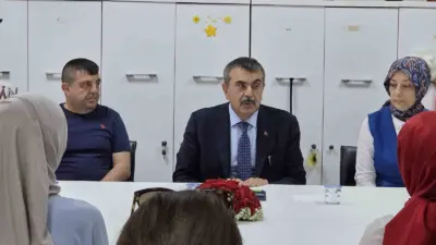 Milli Eğitim Bakanı Yusuf Tekin, her gittiği ilde öğretmenlerle bir