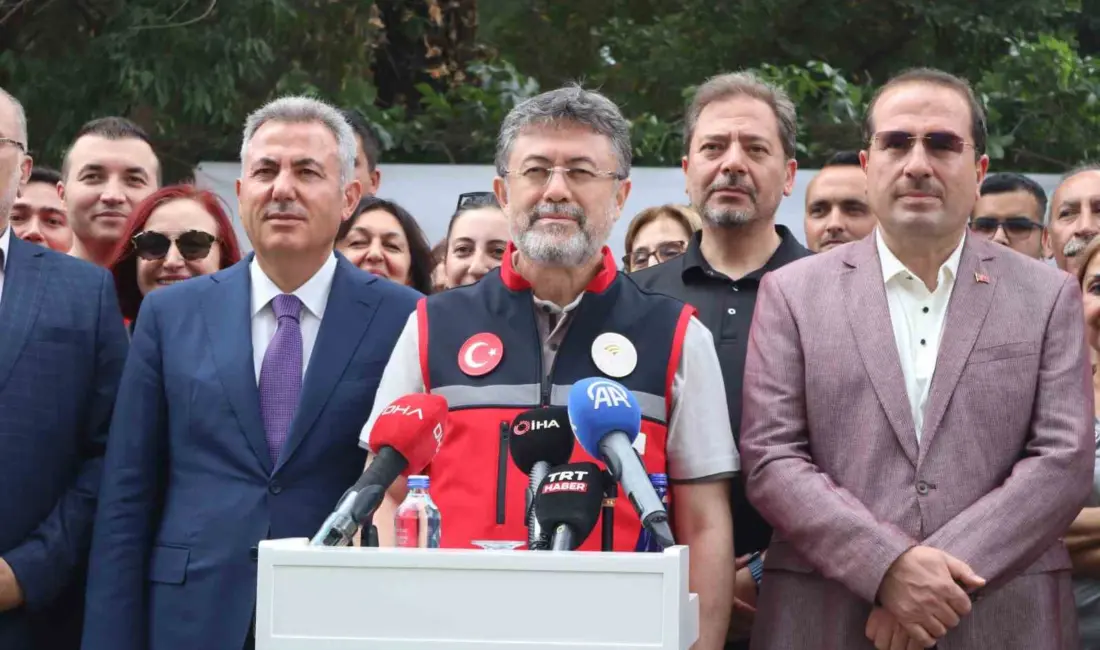 Tarım ve Orman Bakanı İbrahim Yumaklı, İzmir’de Biyoteknik Mücadele Araştırma