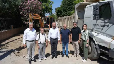 Turgutlu Belediye Başkanı Çetin Akın, kentin farklı noktalarında başlayan üstyapı