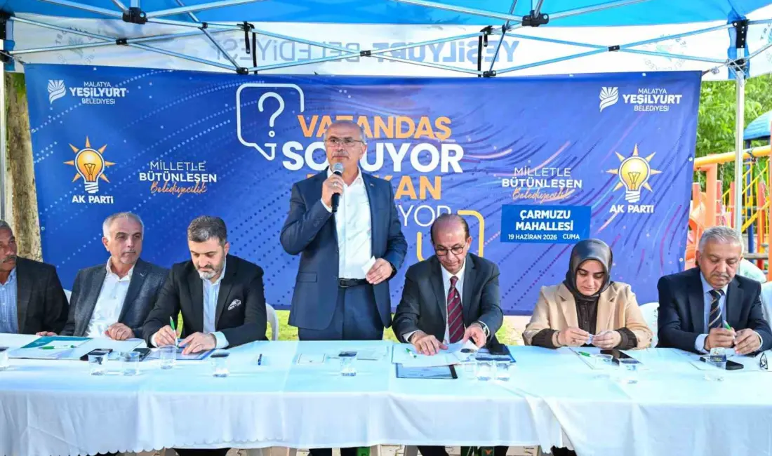 Malatya Büyükşehir Belediye Başkanı Sami Er, Çarmuzu Mahallesi’nde düzenlenen “Vatandaş