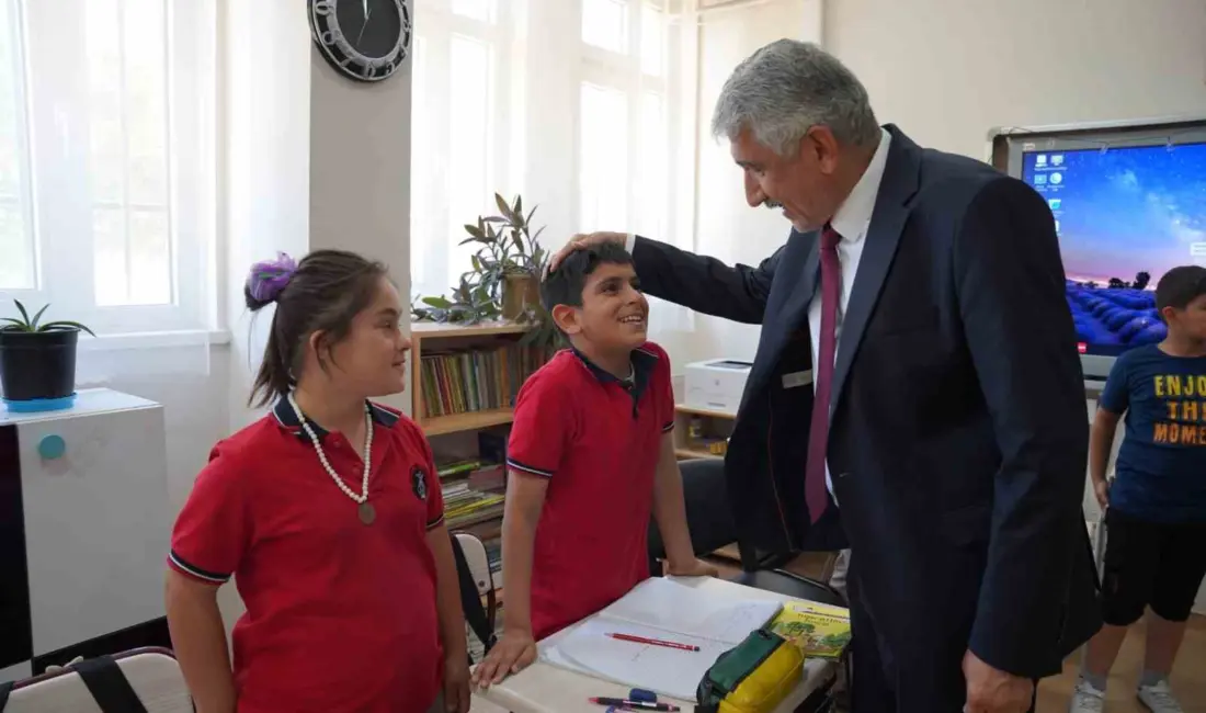 Adıyaman’ın Kahta ilçe Belediye Başkanı Mehmet Can Hallaç, İlçe Milli