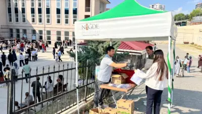 Niğde Belediyesi; gerçekleştirilen LGS sınavına giren öğrenciler için kırtasiye seti,