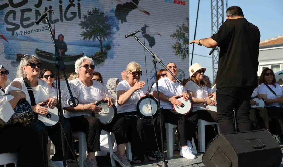 Bursa Büyükşehir Belediyesi tarafından düzenlenen Bursa Leylek Şenliği, ikinci gününde