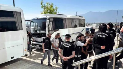 Bursa’nın Orhangazi ilçesi merkezli olarak 4 ilde düzenlenen uyuşturucu operasyonunda