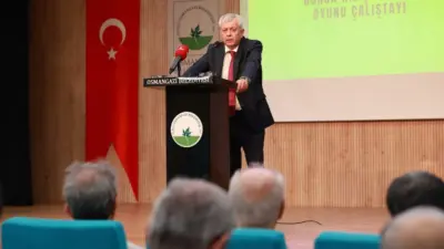 Osmangazi Belediyesi, Bursa’nın simgelerinden olan Kılıç-Kalkan Oyunu’nun korunması ve gelecek