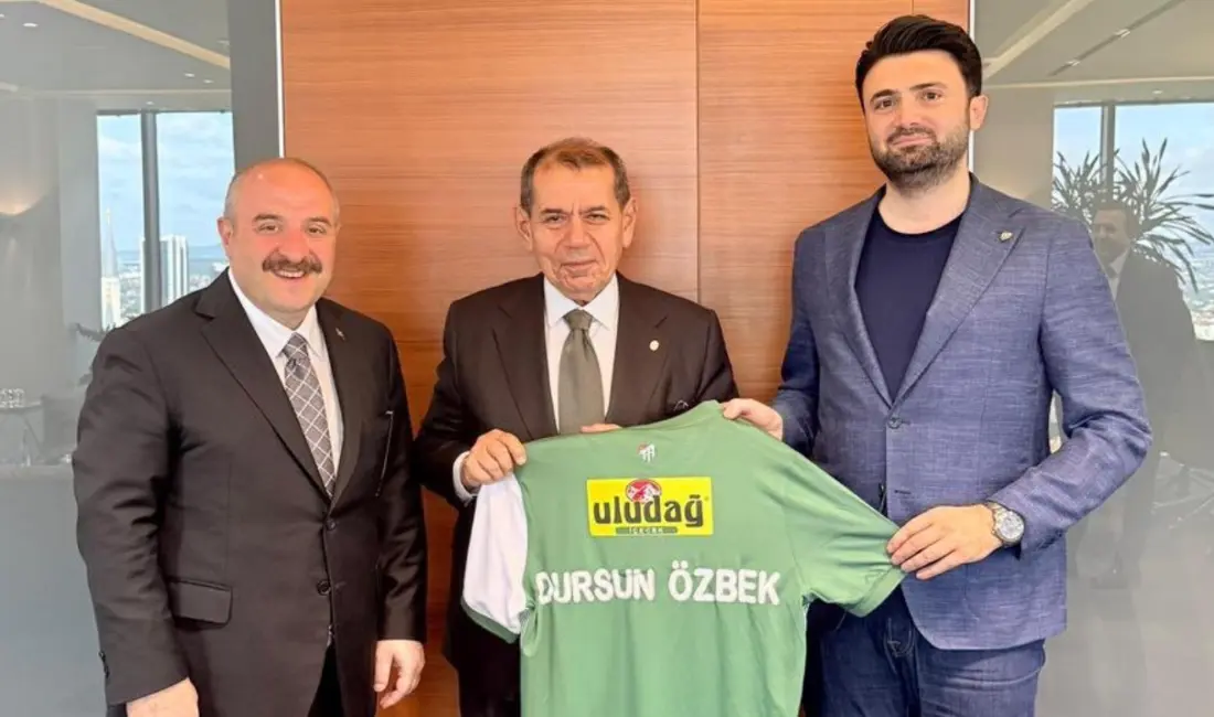 Bursaspor Kulübü Başkanı Enes Çelik, AK Parti Bursa Milletvekili Mustafa