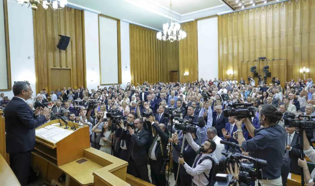 Cumhuriyet Halk Partisi (CHP) Grup Başkanı Özgür Özel, “NATO zirvesi