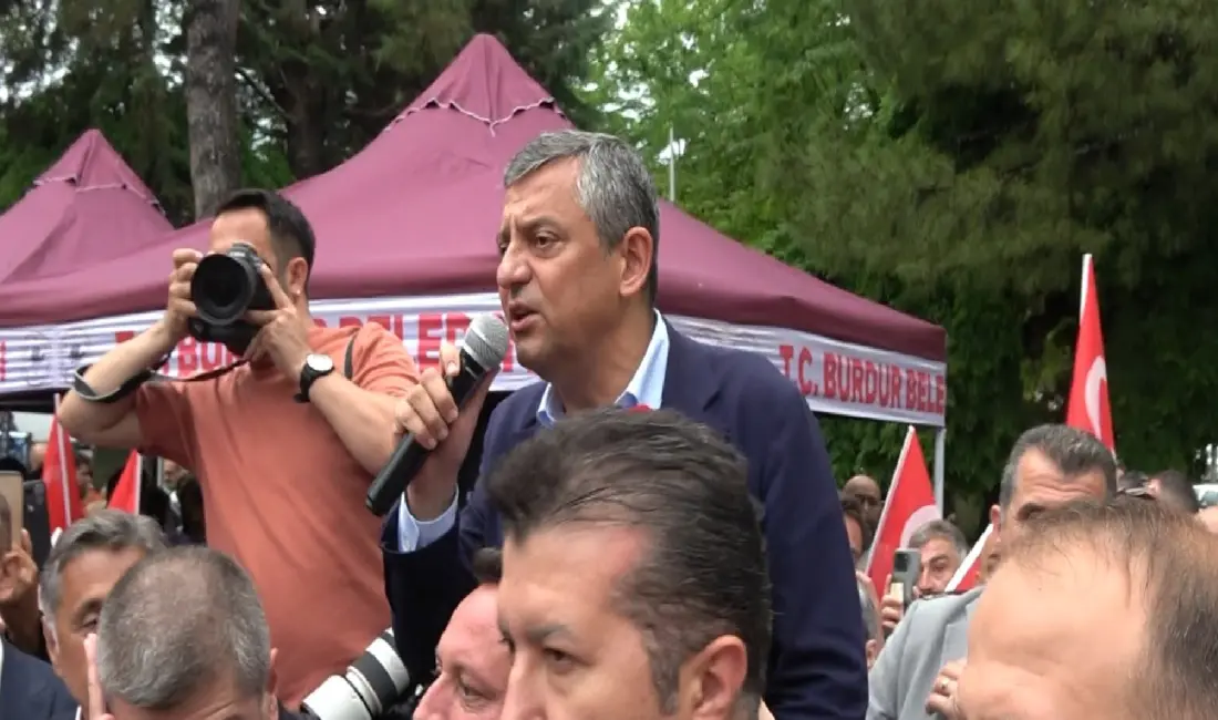 Cumhuriyet Halk Partisi (CHP) Grup Başkanı Özgür Özel, Burdur ziyareti
