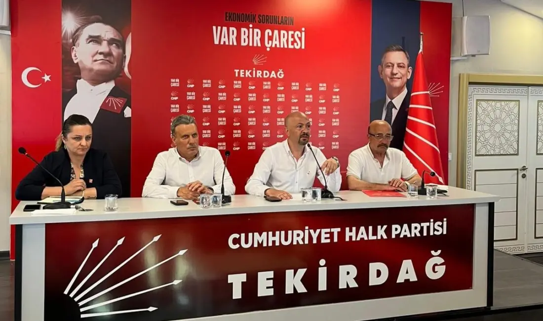CHP’de kurultay süreci ve “mutlak butlan” tartışmalarıyla birlikte yaşanan iç