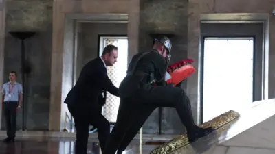Çivril Belediye Başkanı Semih Dere, Belediye Meclis Üyeleri ve mahalle