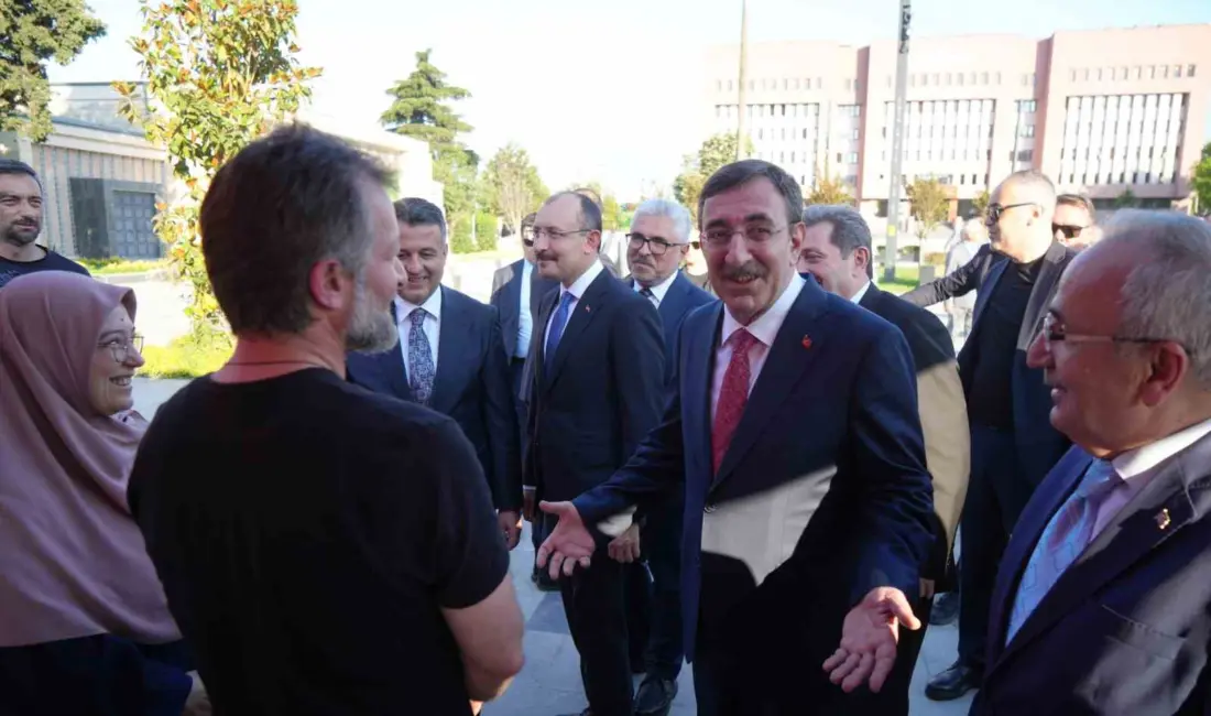 Cumhurbaşkanı Yardımcısı Cevdet Yılmaz, bir dizi programlara katılmak üzere Samsun’a
