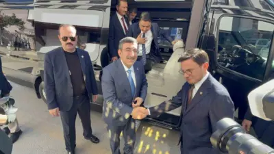 Cumhurbaşkanı Yardımcısı Cevdet Yılmaz, “Türkiye, çevresindeki tüm krizlere rağmen istikrarını