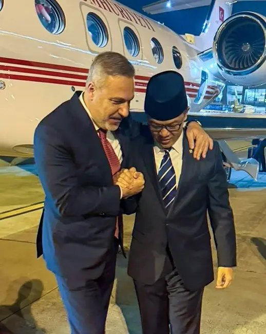 Dışişleri Bakanı Hakan Fidan, resmi ziyaret kapsamında Endonezya’nın başkenti Jakarta’ya