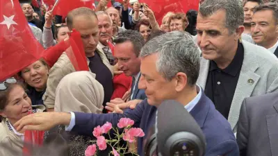 CHP Grup Başkanı Özgür Özel, Burdur ziyareti çerçevesinde vatandaşlara seslendi.