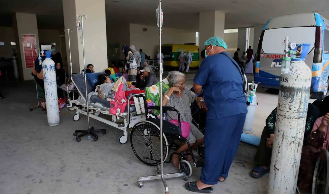Endonezya’nın orta kesimindeki Sulawesi Adasında meydana gelen 6.7 büyüklüğündeki deprem