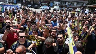 Yeni sezon hazırlıklarına hız kesmeden başlayan Fenerbahçe, ilk etap kamp