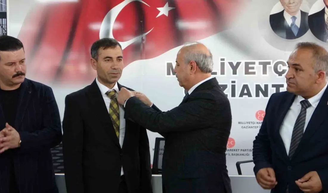 Gaziantep’te çeşitli siyasi partilerden istifa eden yaklaşık 300 kişi, Milliyetçi