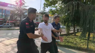 Bursa’nın İnegöl ilçesinde kimlik kontrolü yapan polisten kaçan şüpheli, nefes