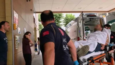 Bursa’da meydana gelen kavgada kayınbiraderinin bıçakladığı enişte ağır yaralandı. Olay,